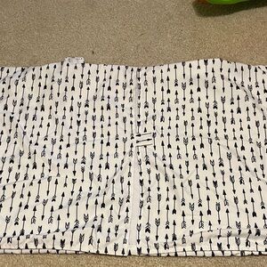 Arrow Patterned Car seat cover/Nursing coverup